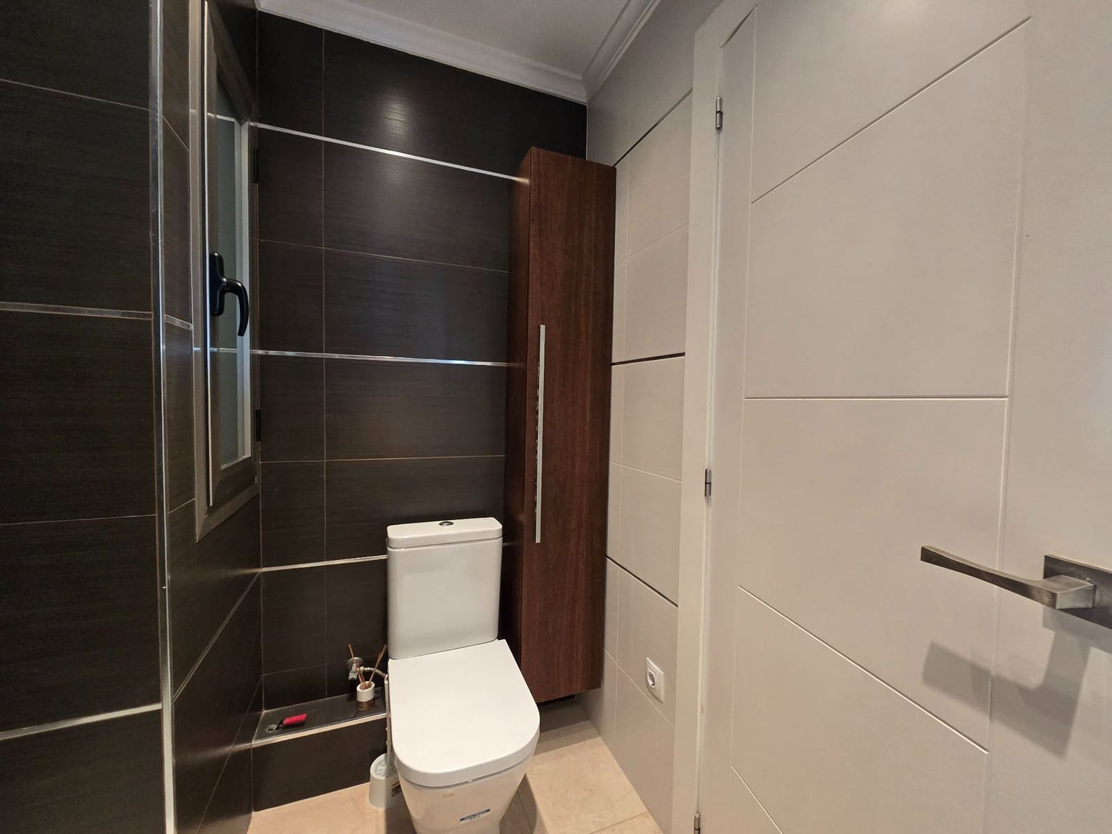 2 camera da letto Appartamento da affittare in Alicante citta con garage - 1.800 € (Rif: 9366952)