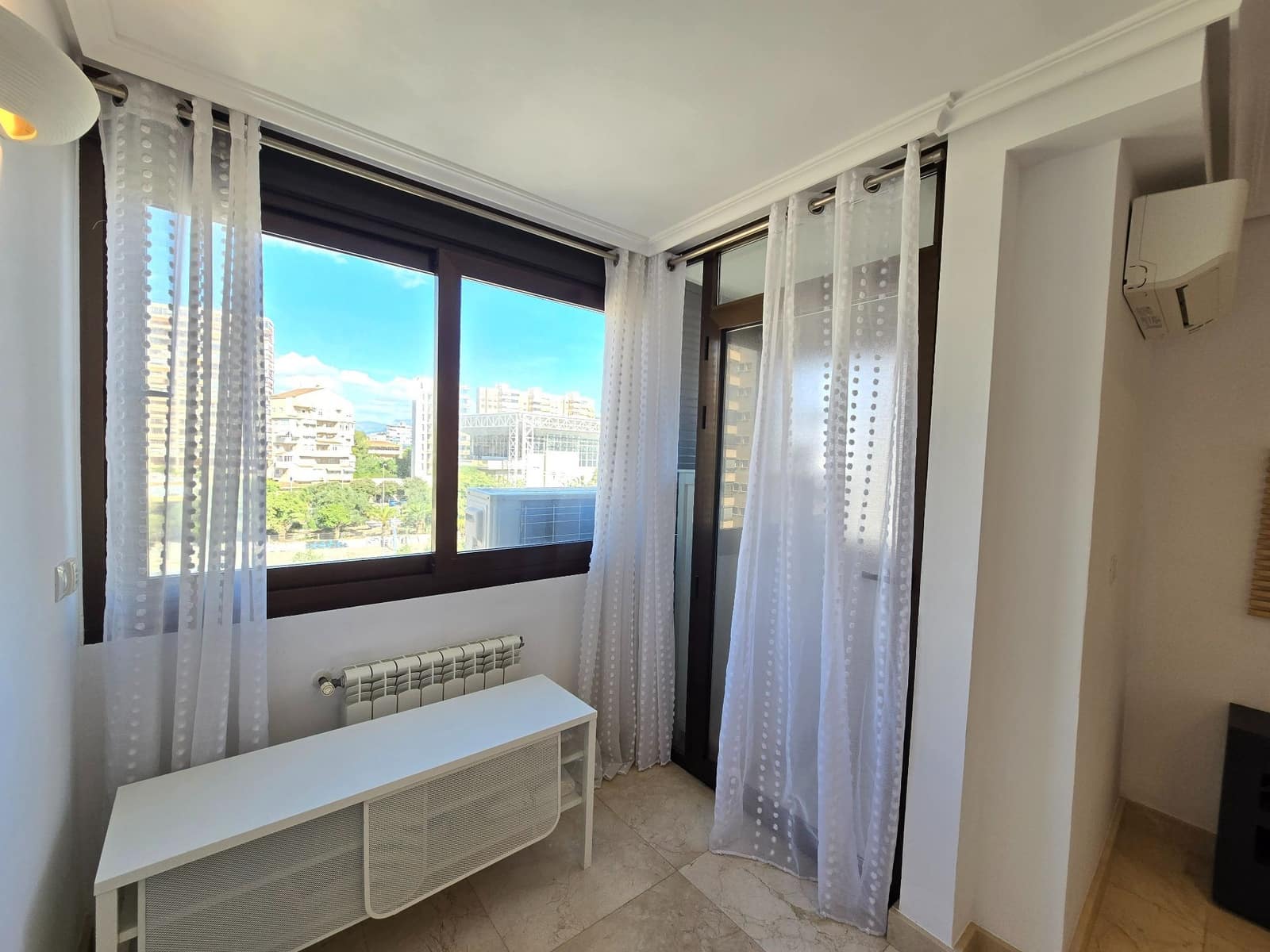 2 camera da letto Appartamento da affittare in Alicante citta con garage - 1.800 € (Rif: 9366952)