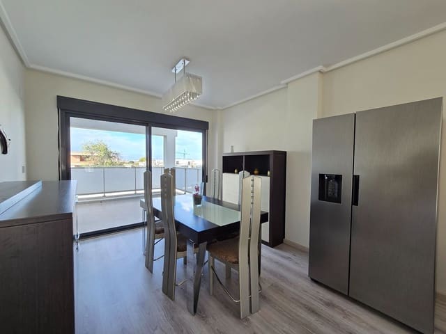 3 makuuhuone Huvila myytävänä paikassa Alicante kaupunki mukana uima-altaan 
autotalli - 585 000 € (Ref: 9387389)