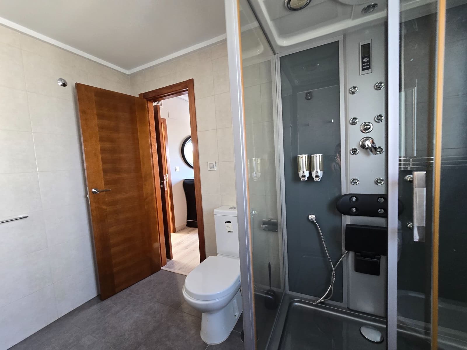 3 makuuhuone Huvila myytävänä paikassa Alicante kaupunki mukana uima-altaan 
autotalli - 585 000 € (Ref: 9387389)