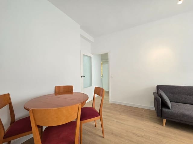 3 bedroom Flat for rent in Alicante / Alacant city - € 1,000 (Ref: 9421866)