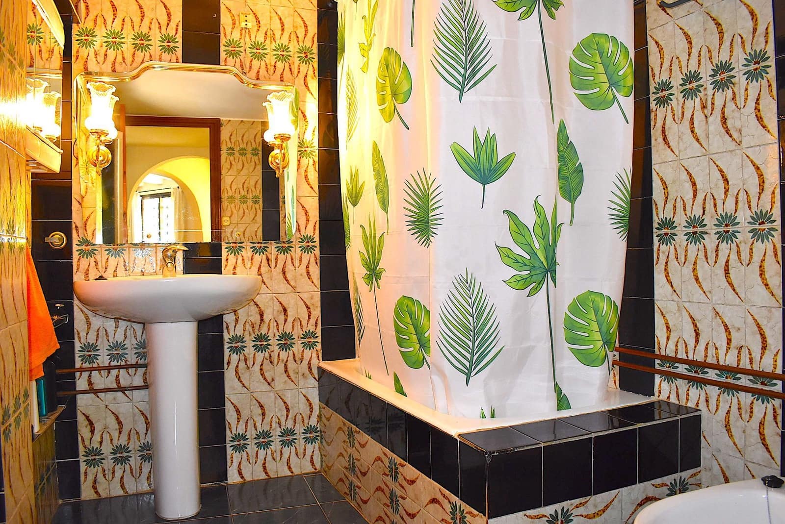 3 bedroom Villa for sale in Albir with garage - € 516,000 (Ref: 9424289)