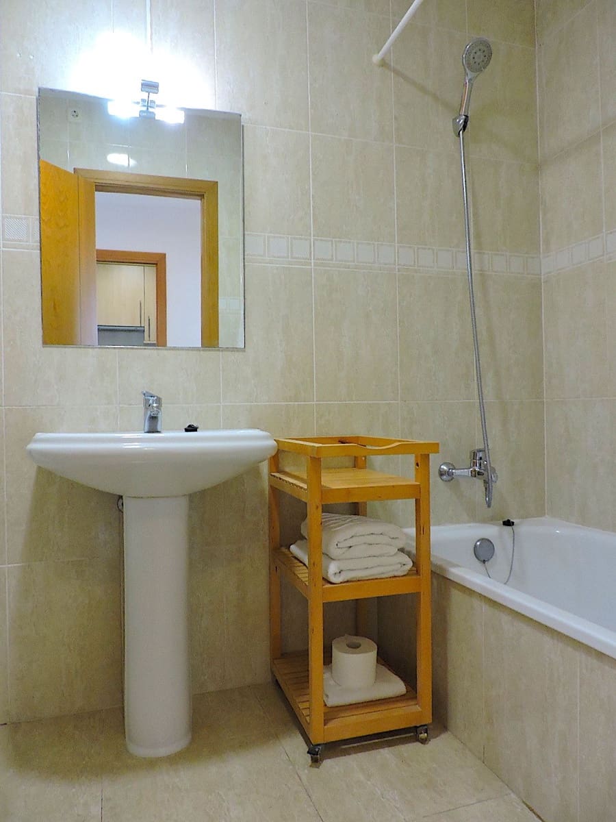 1 sovrum Lägenhet att hyra i Benidorm med pool garage - 850 € (Ref: 9424290)