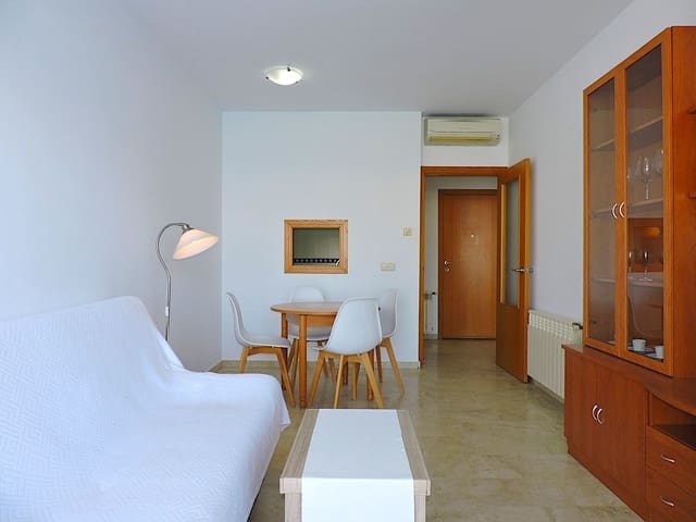 1 quarto Apartamento para arrendar em Rincón de Loix, Benidorm com piscina garagem - 850 € (Ref: 9424290)