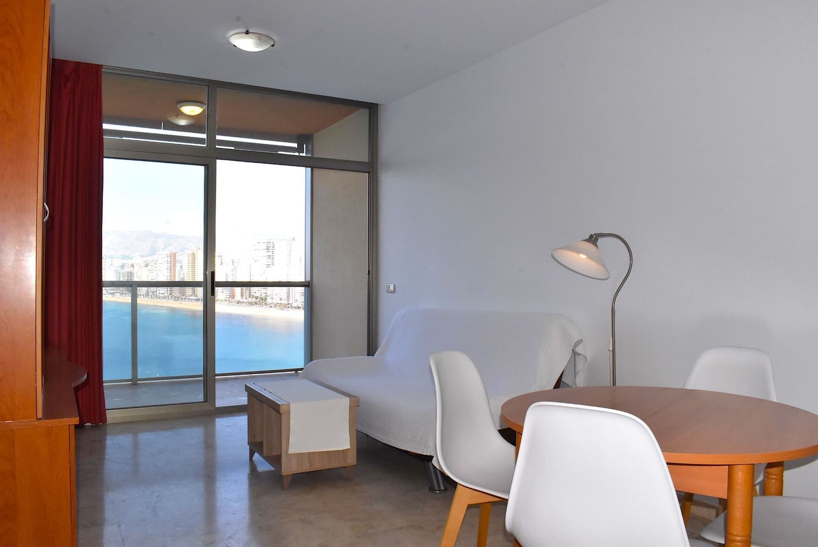 1 sovrum Lägenhet att hyra i Benidorm med pool garage - 850 € (Ref: 9424290)