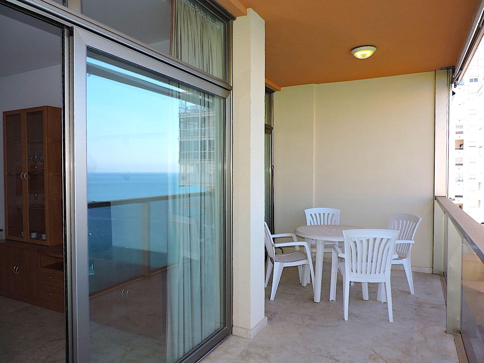 1 sovrum Lägenhet att hyra i Benidorm med pool garage - 850 € (Ref: 9424290)