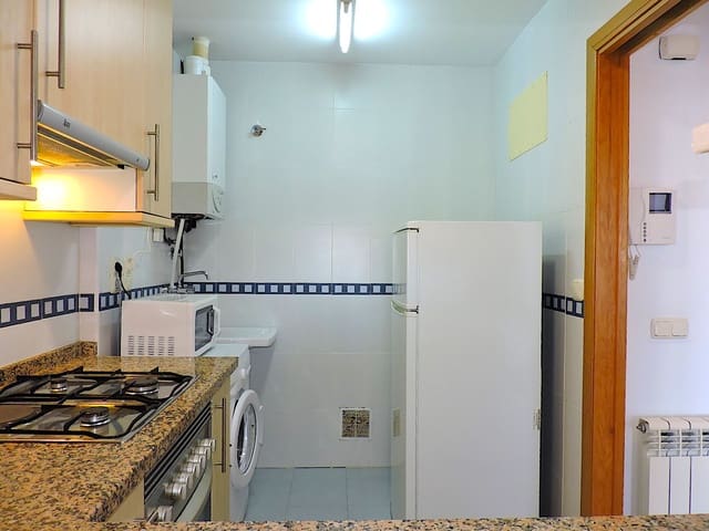 1 quarto Apartamento para arrendar em Rincón de Loix, Benidorm com piscina garagem - 850 € (Ref: 9424290)