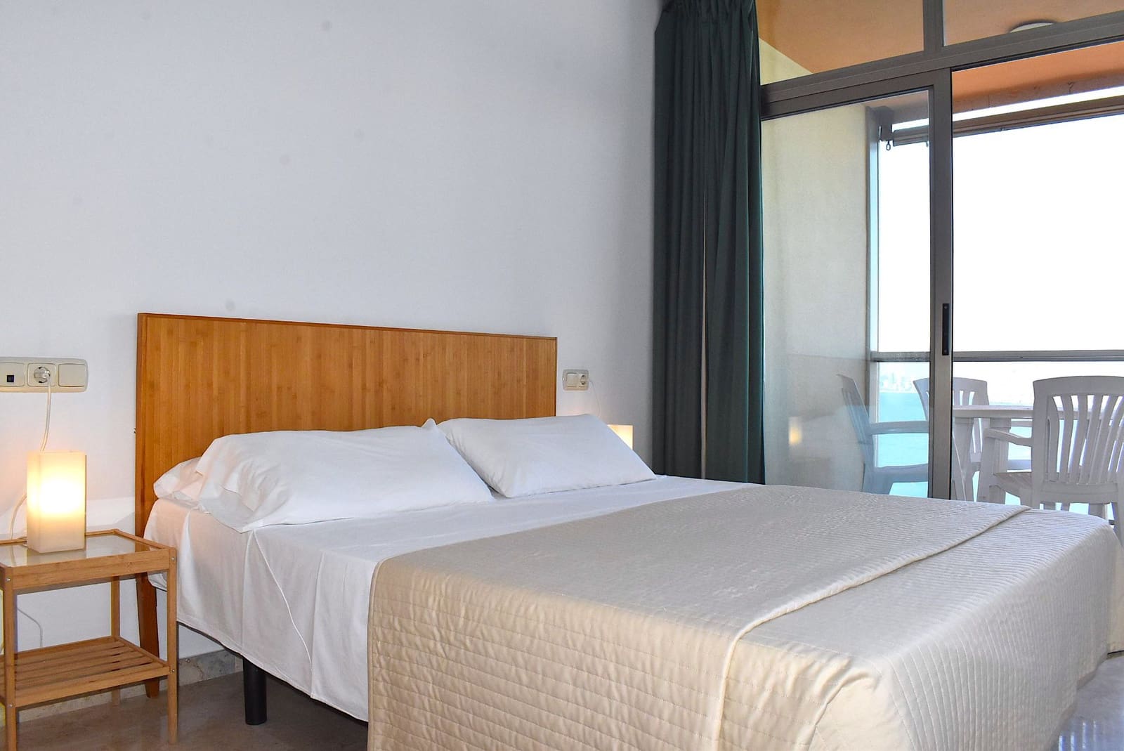 1 sovrum Lägenhet att hyra i Benidorm med pool garage - 850 € (Ref: 9424290)