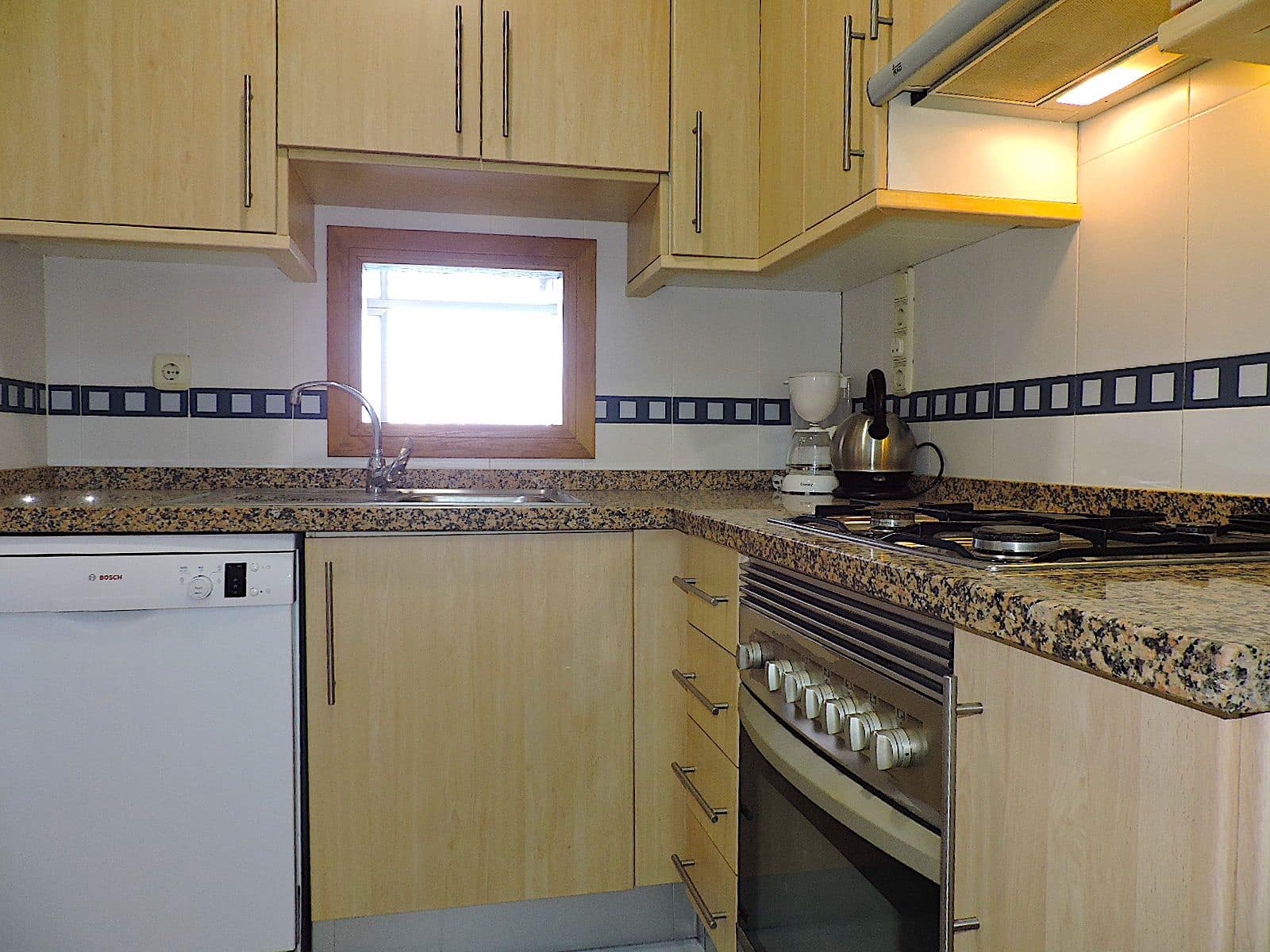 1 sovrum Lägenhet att hyra i Benidorm med pool garage - 850 € (Ref: 9424290)