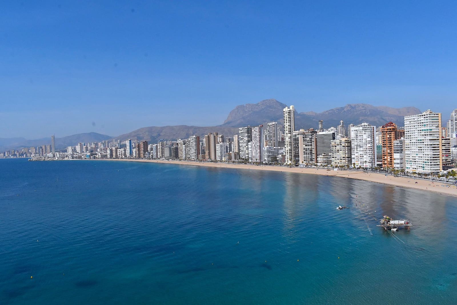 1 sovrum Lägenhet att hyra i Benidorm med pool garage - 850 € (Ref: 9424290)