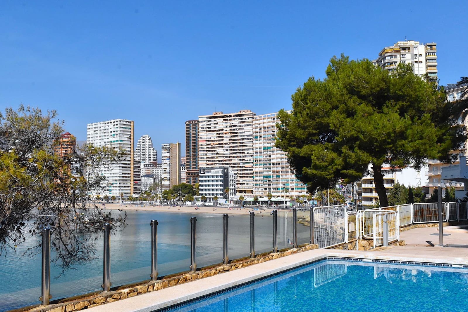 1 sovrum Lägenhet att hyra i Benidorm med pool garage - 850 € (Ref: 9424290)