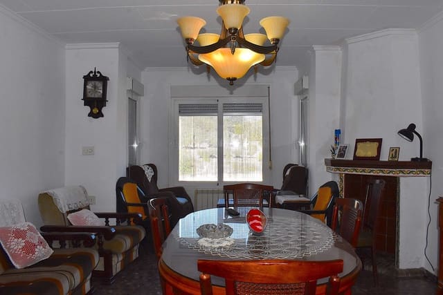 4 bedroom Townhouse for sale in Castell de Castells with garage - € 159,000 (Ref: 9424291)