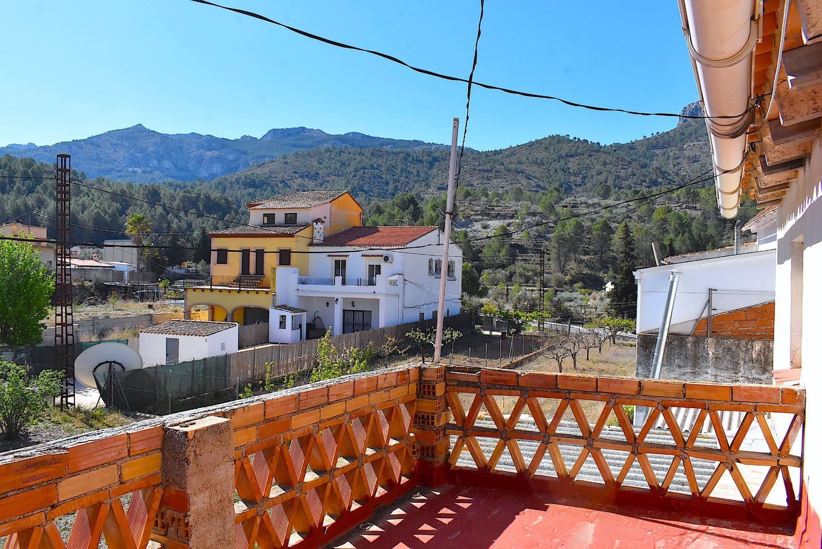 4 bedroom Townhouse for sale in Castell de Castells with garage - € 159,000 (Ref: 9424291)