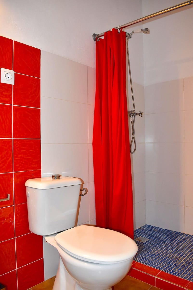 6 slaapkamer Hotel te koop in Tarbena met zwembad garage - € 370.000 (Ref: 9424293)