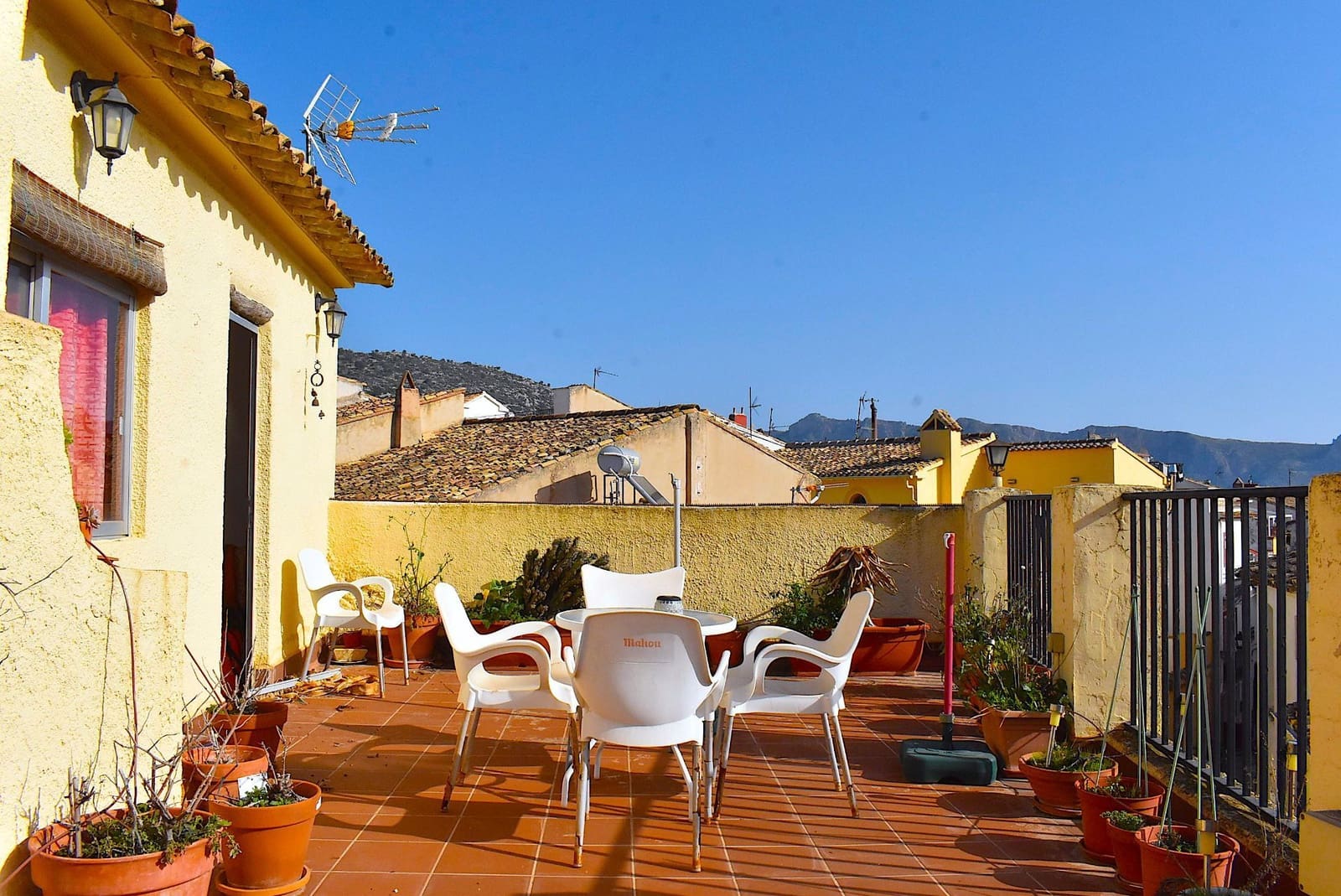 6 slaapkamer Hotel te koop in Tarbena met zwembad garage - € 370.000 (Ref: 9424293)