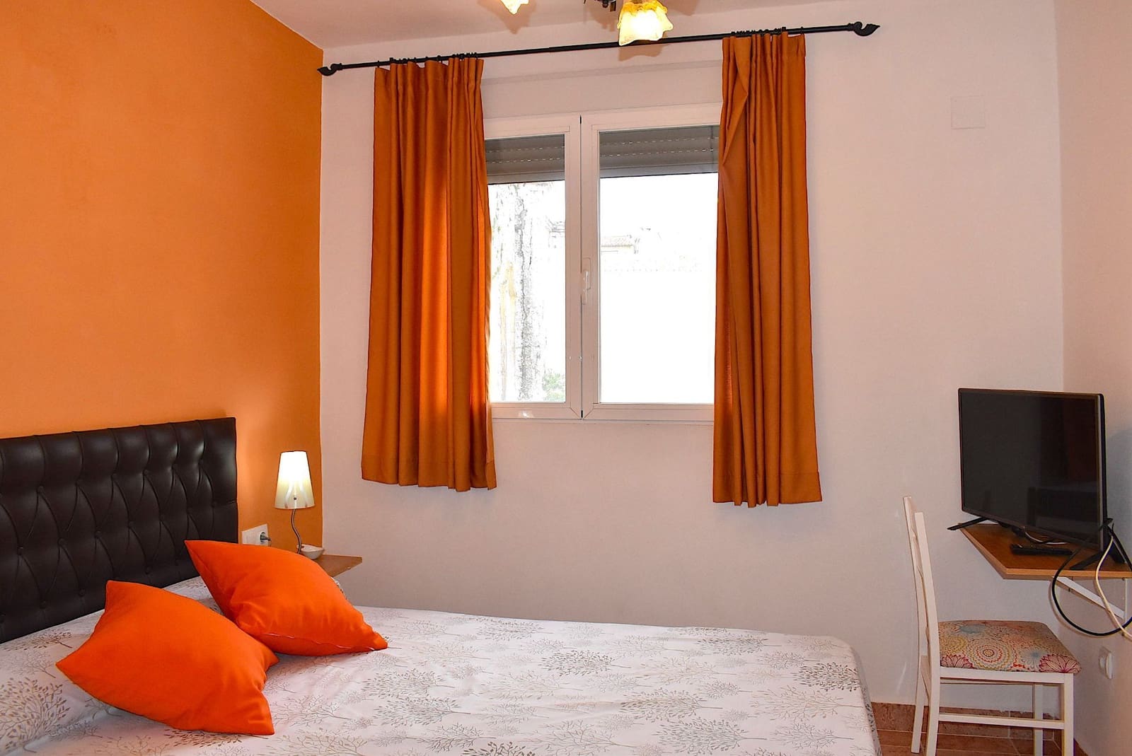 6 slaapkamer Hotel te koop in Tarbena met zwembad garage - € 370.000 (Ref: 9424293)