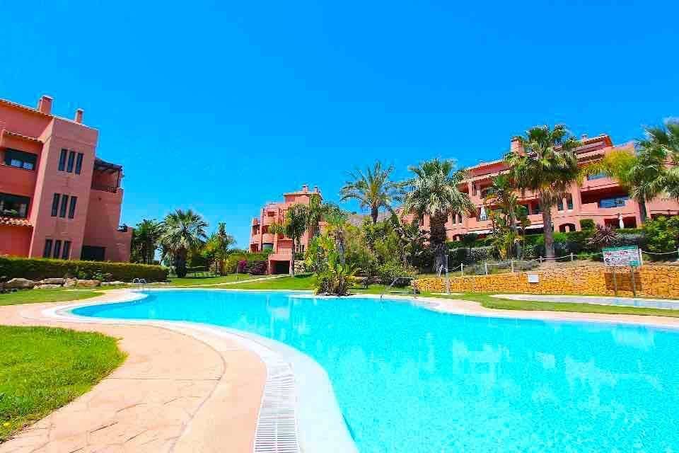 2 bedroom Apartment for sale in Finestrat with pool garage - € 319,000 (Ref: 9424294)