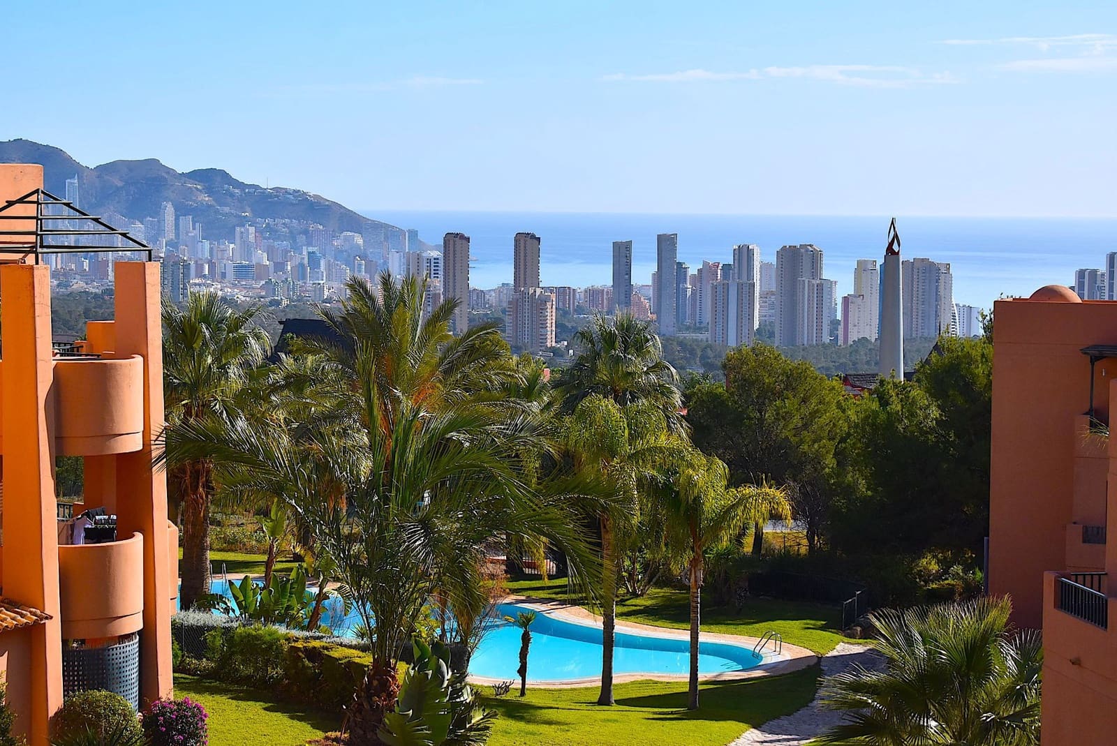 2 bedroom Apartment for sale in Finestrat with pool garage - € 319,000 (Ref: 9424294)