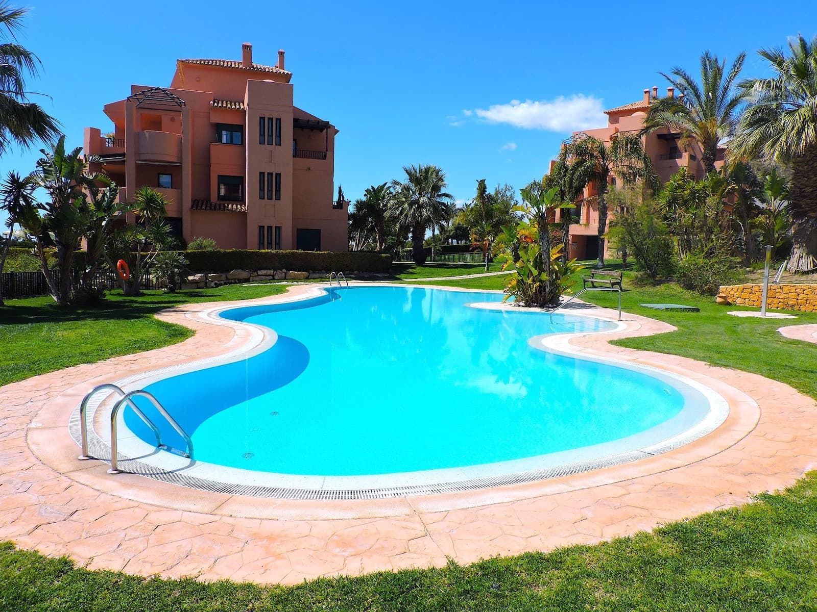 2 bedroom Apartment for sale in Finestrat with pool garage - € 410,000 (Ref: 9424295)