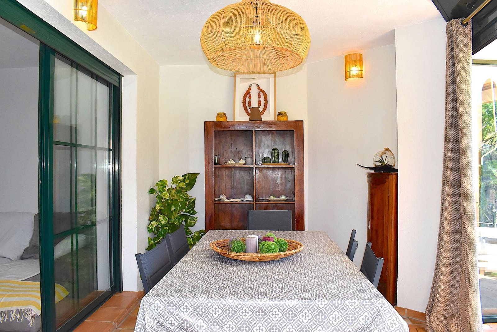 2 bedroom Apartment for sale in Finestrat with pool garage - € 410,000 (Ref: 9424295)