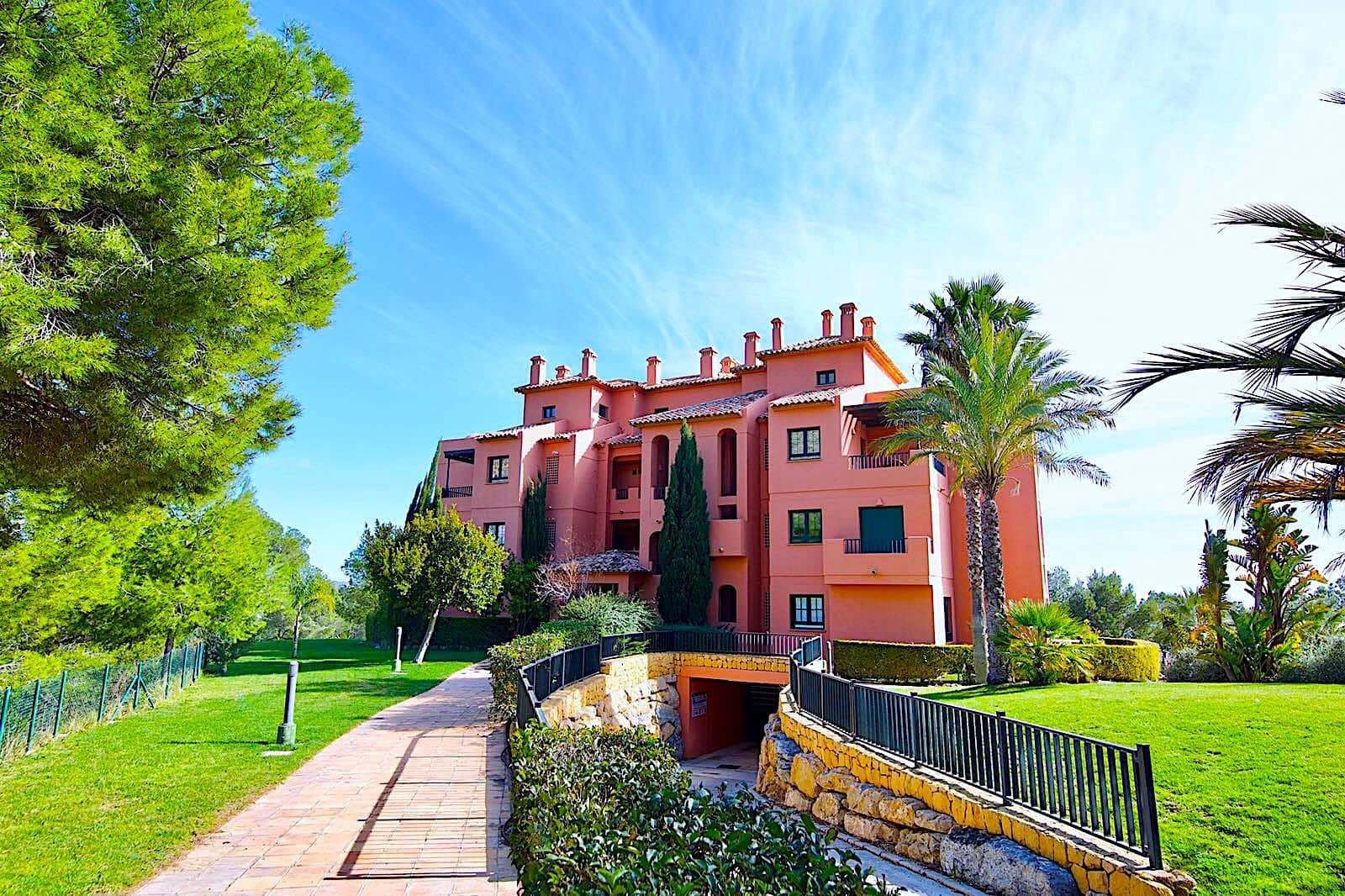 2 bedroom Apartment for sale in Finestrat with pool garage - € 410,000 (Ref: 9424295)