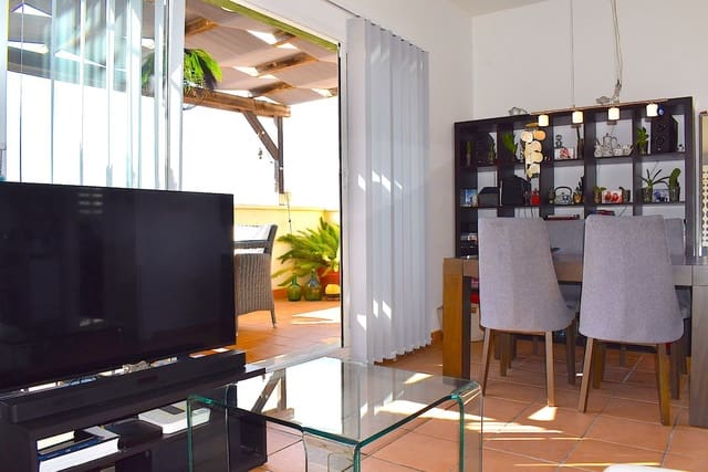 3 sovrum Semi-fristående Villa till salu i Finestrat med pool garage - 350 000 € (Ref: 9424299)