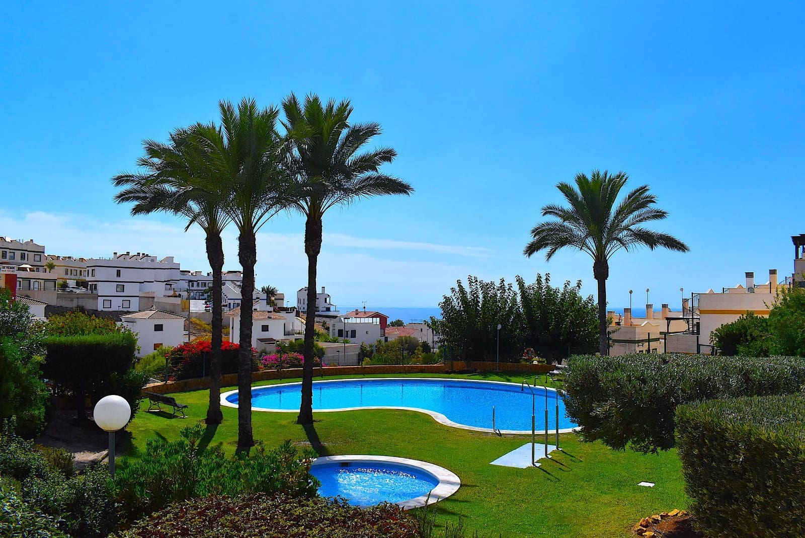 3 sovrum Semi-fristående Villa till salu i Finestrat med pool garage - 350 000 € (Ref: 9424299)