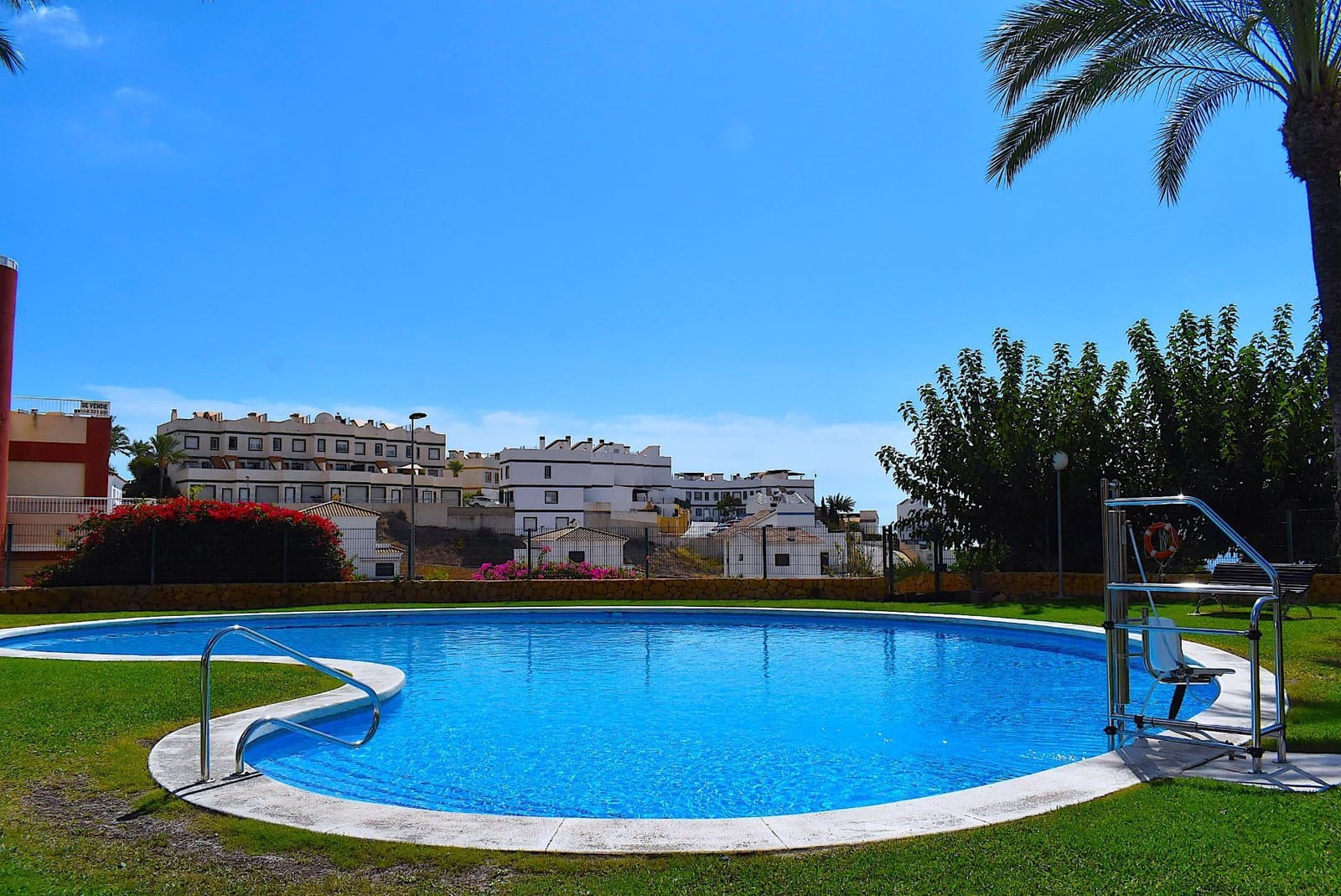 3 sovrum Semi-fristående Villa till salu i Finestrat med pool garage - 350 000 € (Ref: 9424299)