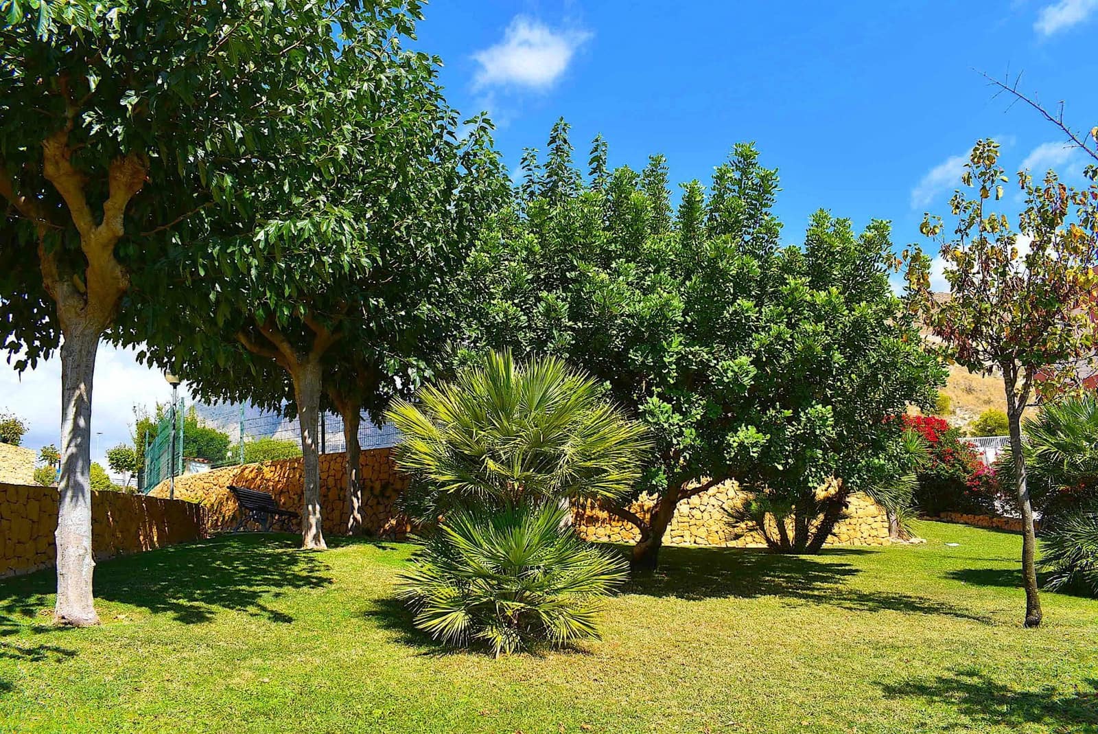 3 sovrum Semi-fristående Villa till salu i Finestrat med pool garage - 350 000 € (Ref: 9424299)