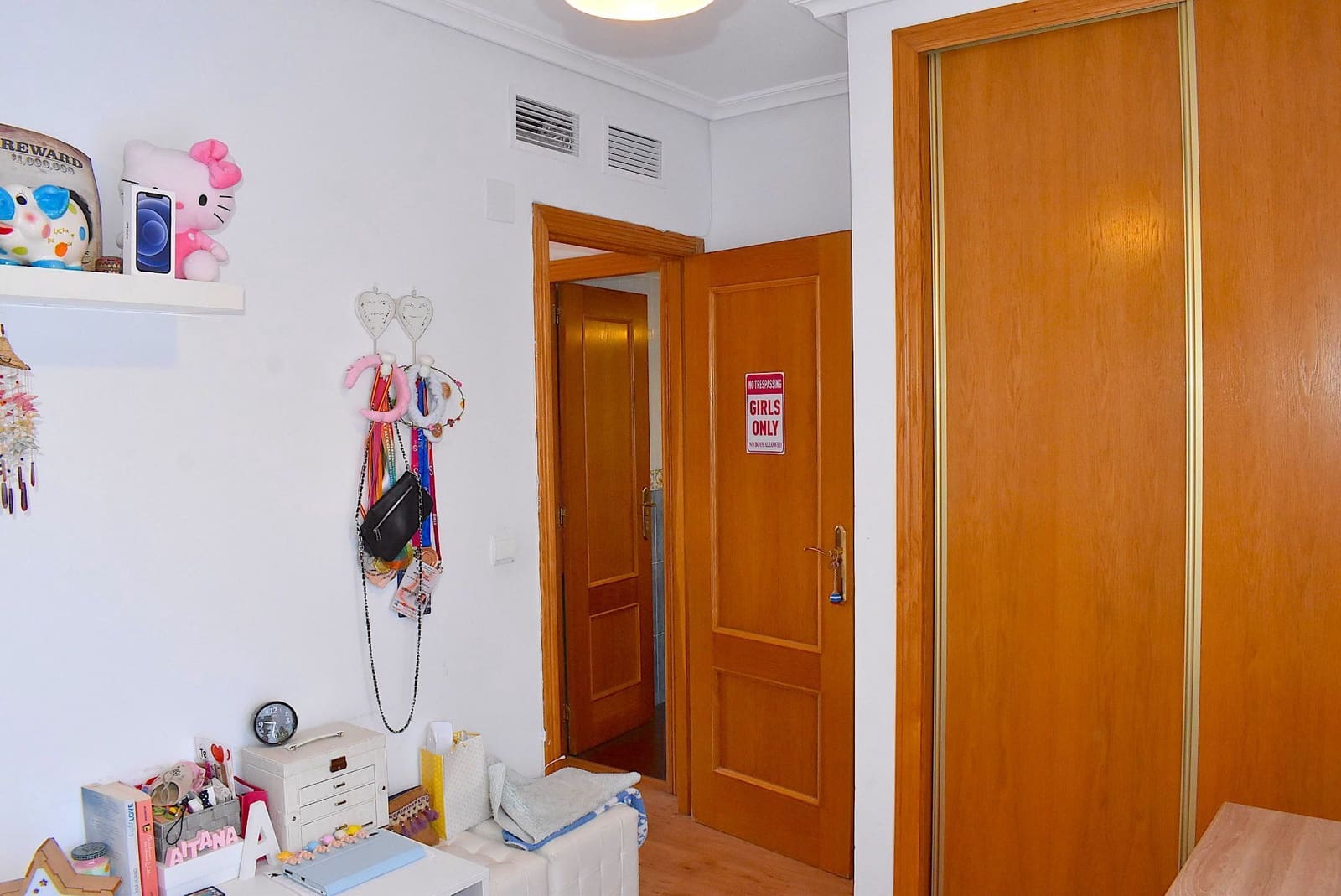 5 bedroom Semi-detached Villa for sale in La Nucia with pool garage - € 310,000 (Ref: 9424300)