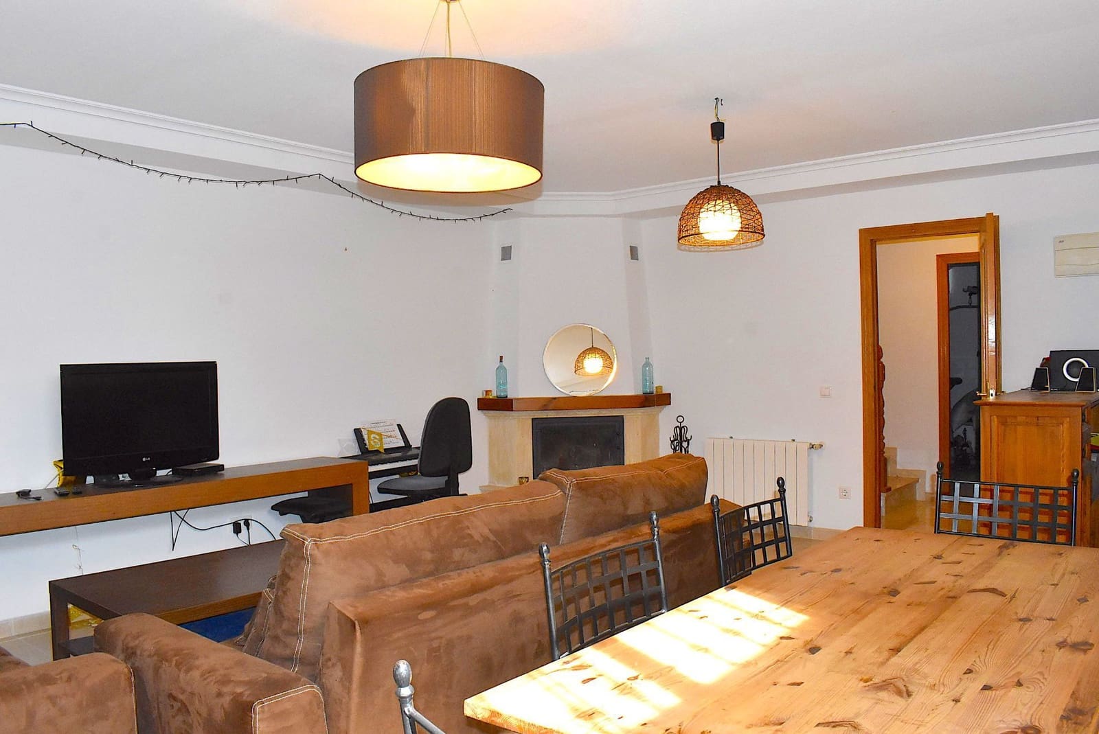 5 bedroom Semi-detached Villa for sale in La Nucia with pool garage - € 310,000 (Ref: 9424300)