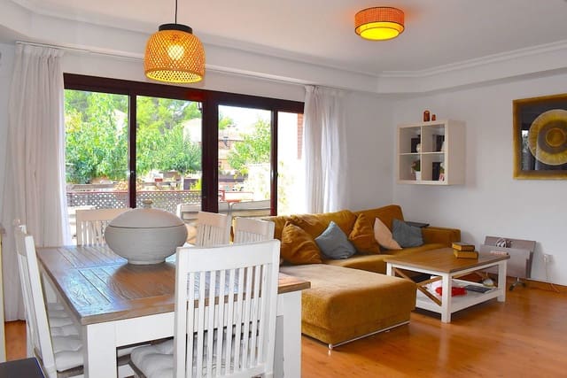 5 bedroom Semi-detached Villa for sale in La Nucia with pool garage - € 310,000 (Ref: 9424300)