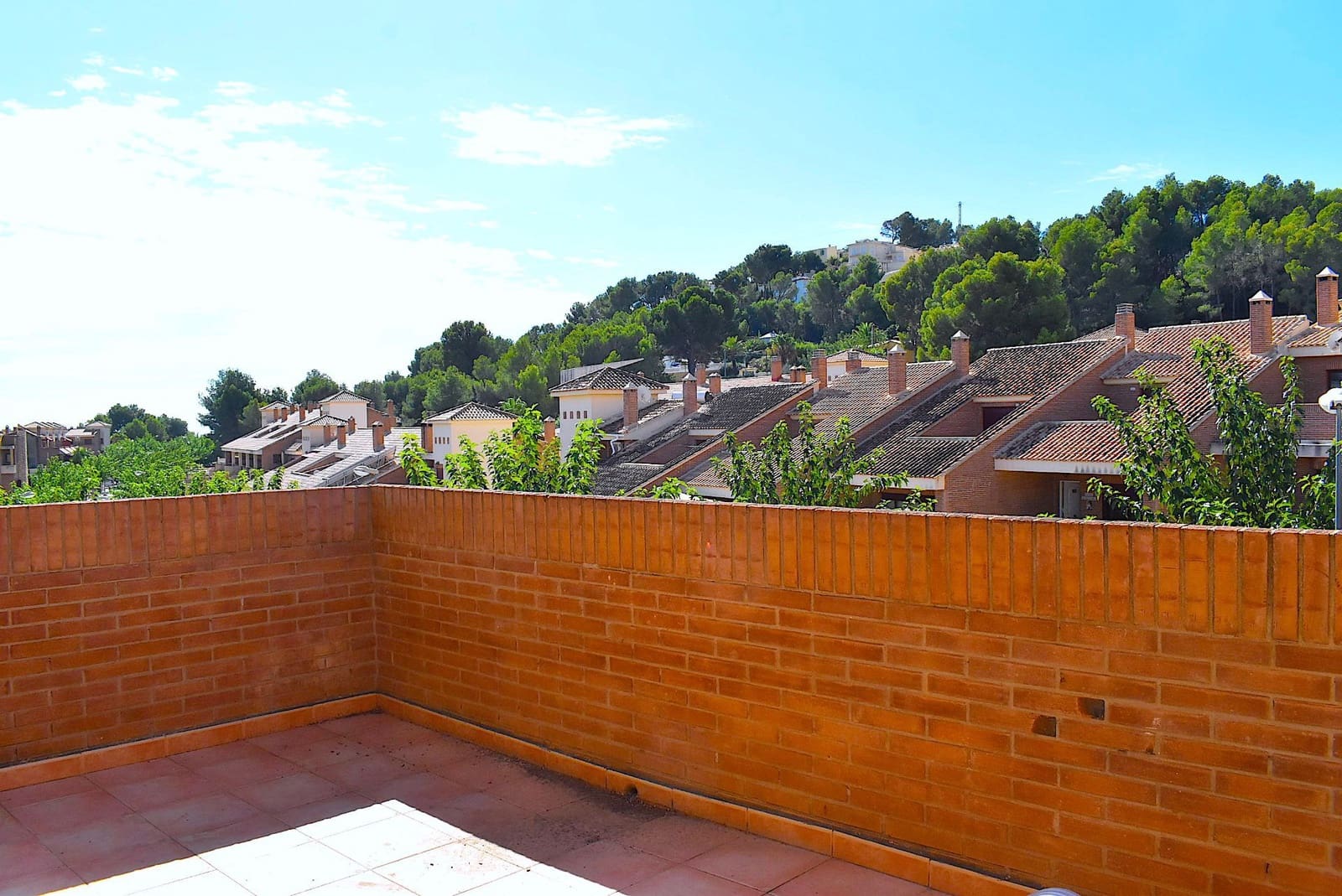 5 bedroom Semi-detached Villa for sale in La Nucia with pool garage - € 310,000 (Ref: 9424300)