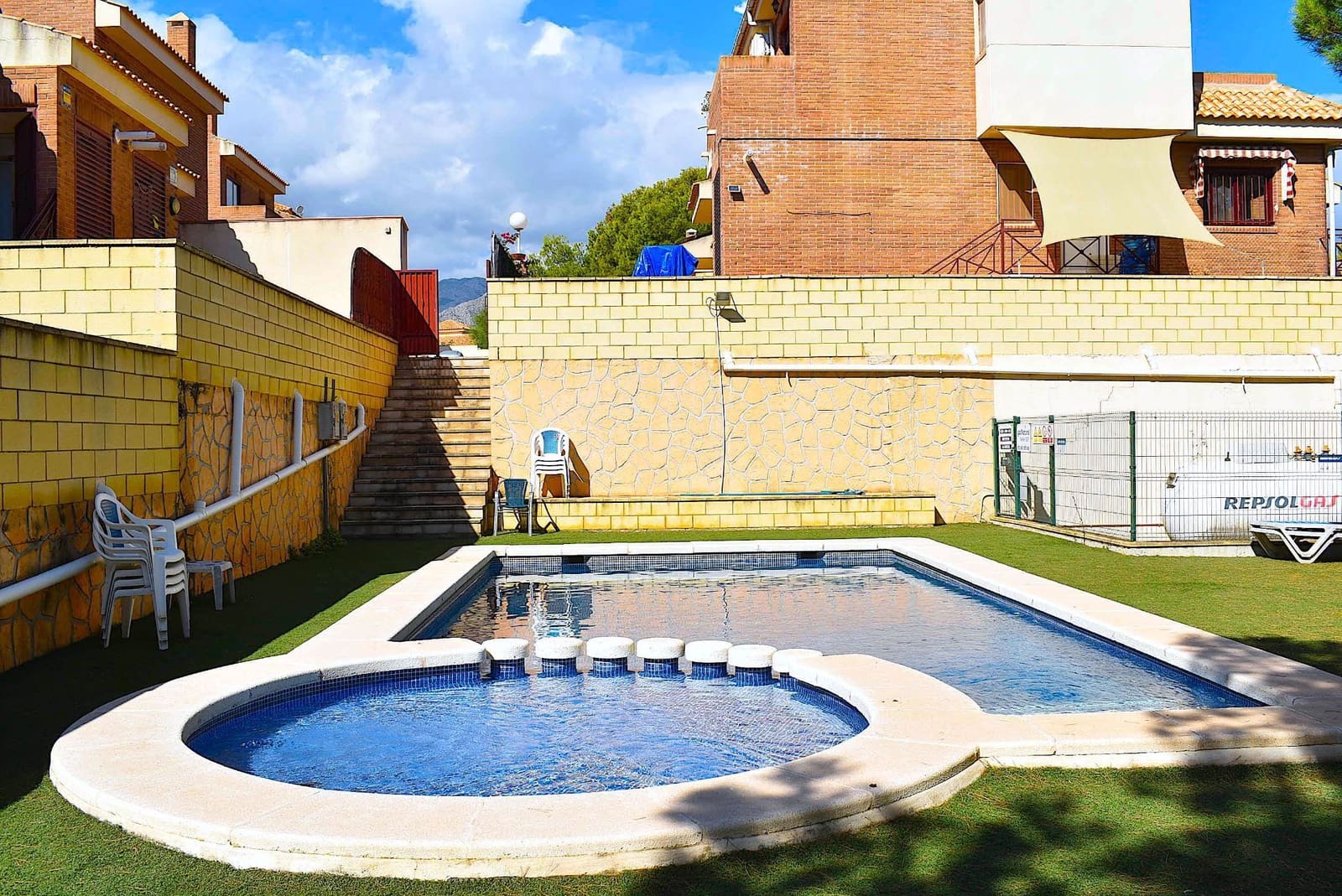 5 bedroom Semi-detached Villa for sale in La Nucia with pool garage - € 310,000 (Ref: 9424300)