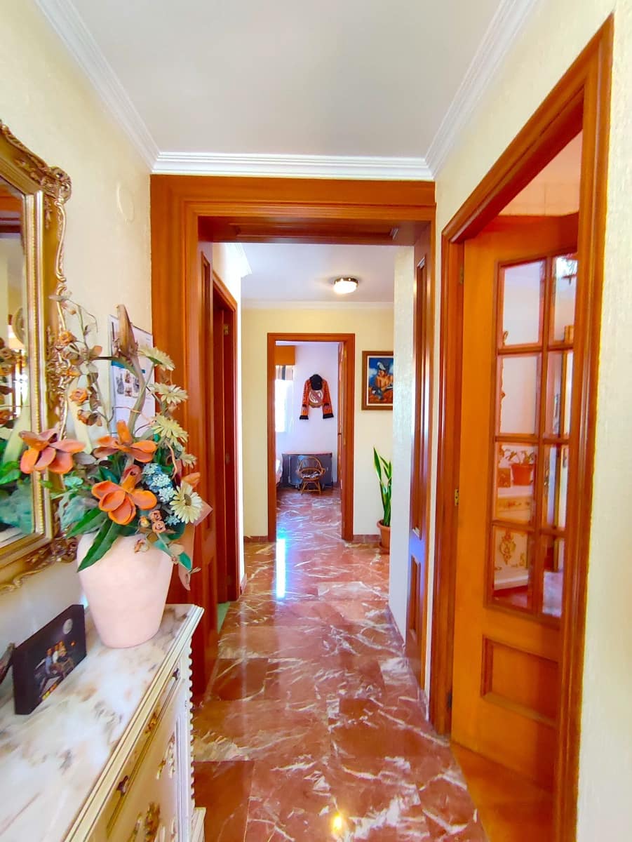 5 soveværelse Finca/Landehus til salg i Callosa d'En Sarria med swimmingpool garage - € 450.000 (Ref: 9424303)