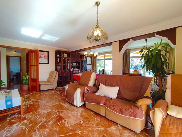 5 soveværelse Finca/Landehus til salg i Callosa d'En Sarrià med swimmingpool garage - € 450.000 (Ref: 9424303)