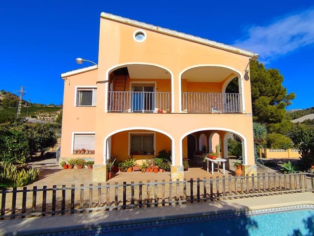 5 soveværelse Finca/Landehus til salg i Callosa d'En Sarrià med swimmingpool garage - € 450.000 (Ref: 9424303)