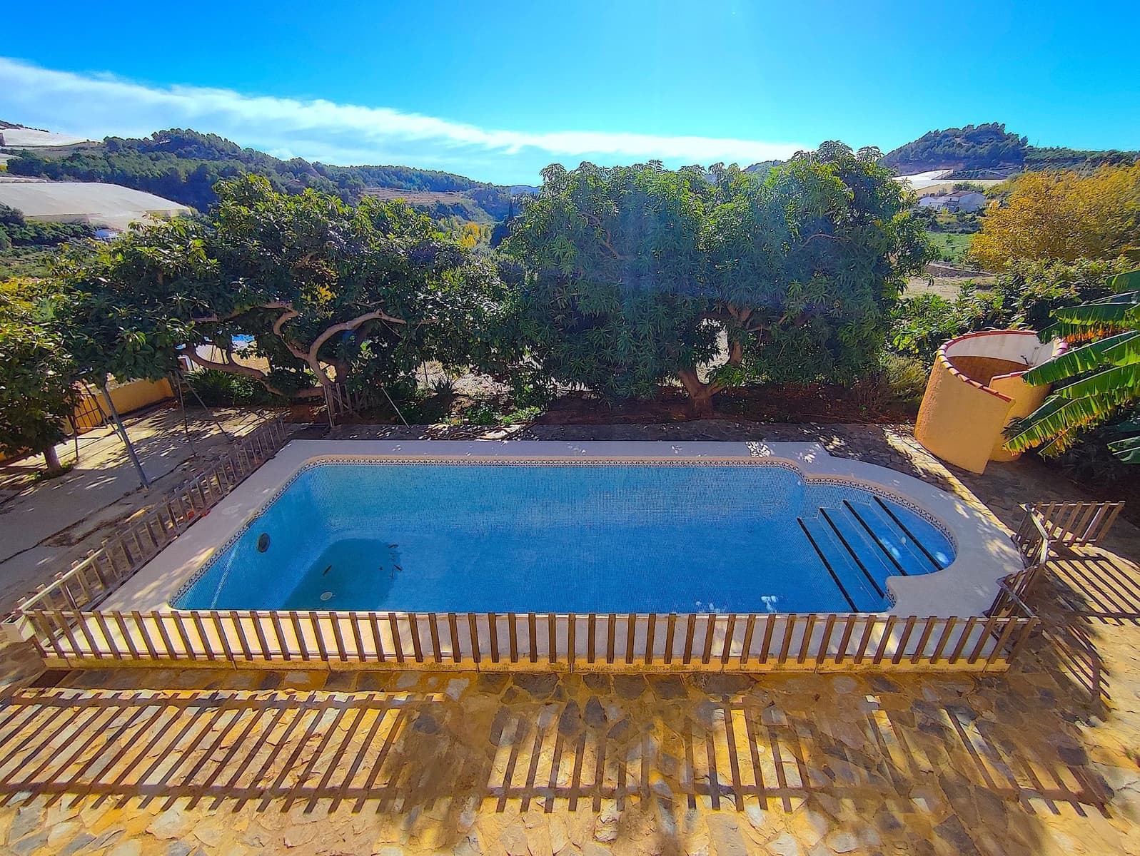 5 soveværelse Finca/Landehus til salg i Callosa d'En Sarria med swimmingpool garage - € 450.000 (Ref: 9424303)