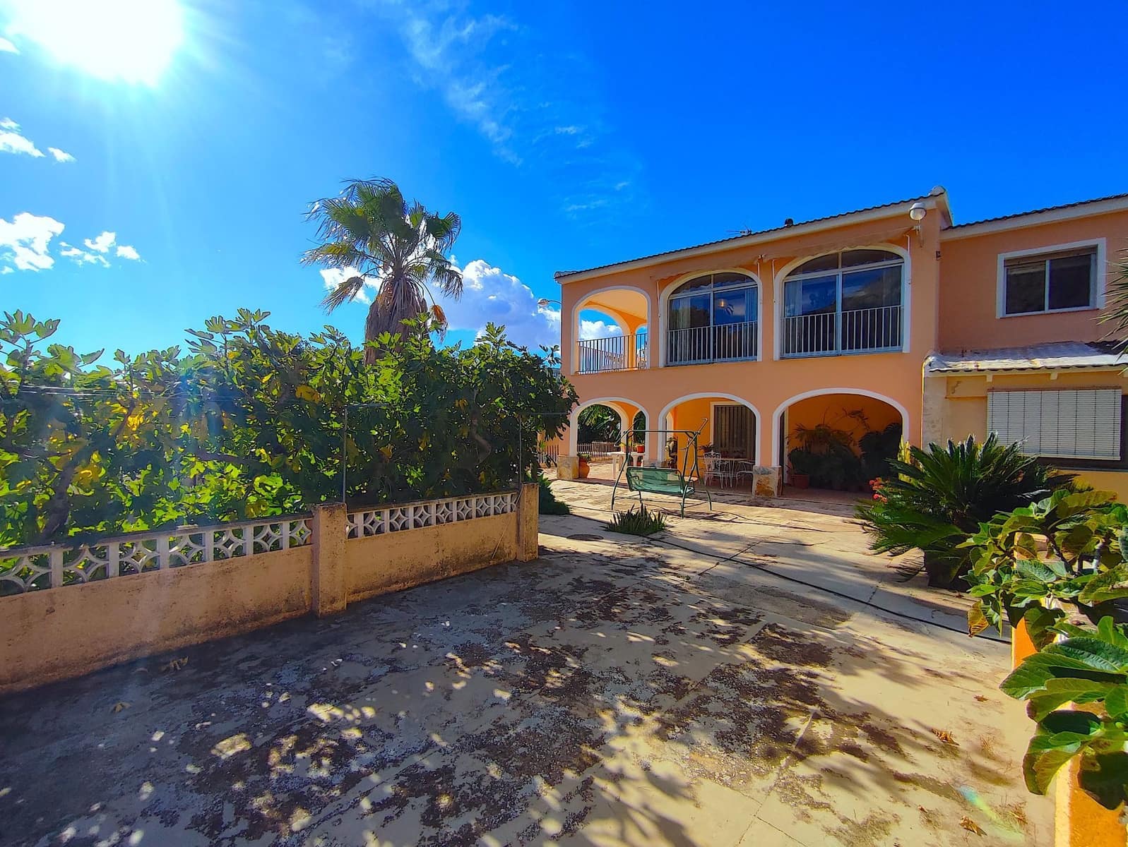 5 soveværelse Finca/Landehus til salg i Callosa d'En Sarria med swimmingpool garage - € 450.000 (Ref: 9424303)