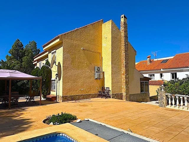 5 camera da letto Villetta Bifamiliare in vendita in Rincón de Loix, Benidorm con piscina garage - 480.000 € (Rif: 9424304)