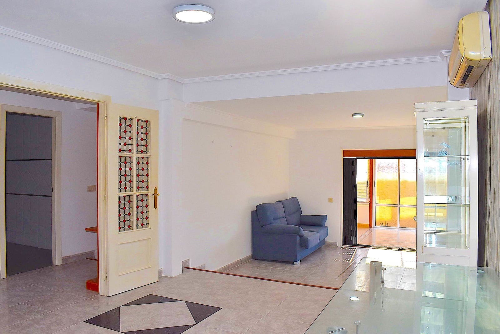 5 camera da letto Villetta Bifamiliare in vendita in Benidorm con piscina garage - 480.000 € (Rif: 9424304)