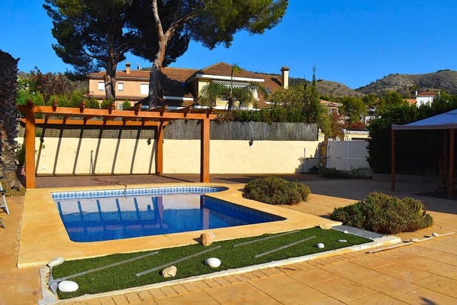 5 camera da letto Villetta Bifamiliare in vendita in Rincón de Loix, Benidorm con piscina garage - 480.000 € (Rif: 9424304)