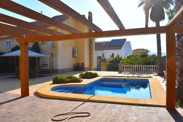 5 camera da letto Villetta Bifamiliare in vendita in Rincón de Loix, Benidorm con piscina garage - 480.000 € (Rif: 9424304)