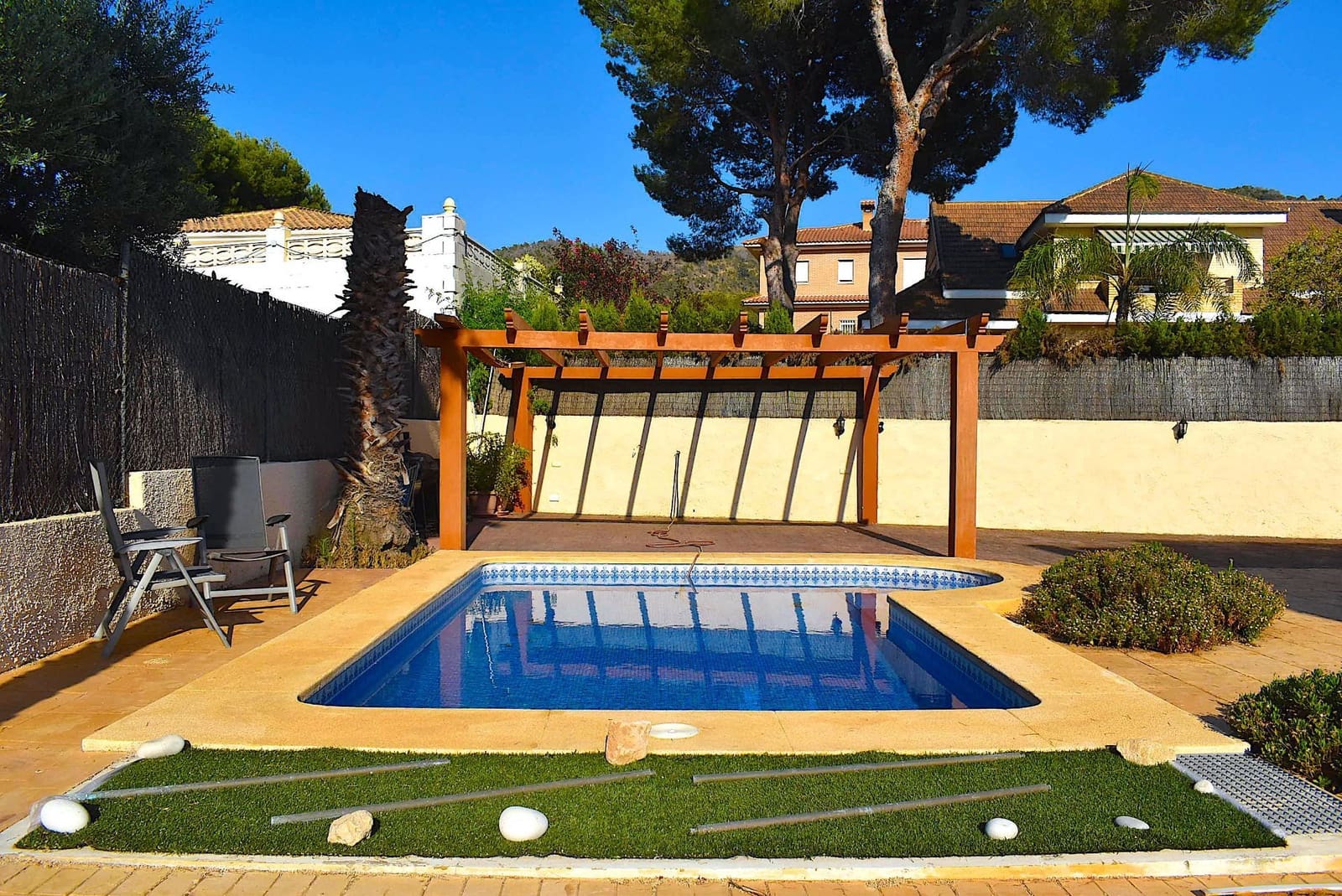 5 camera da letto Villetta Bifamiliare in vendita in Benidorm con piscina garage - 480.000 € (Rif: 9424304)