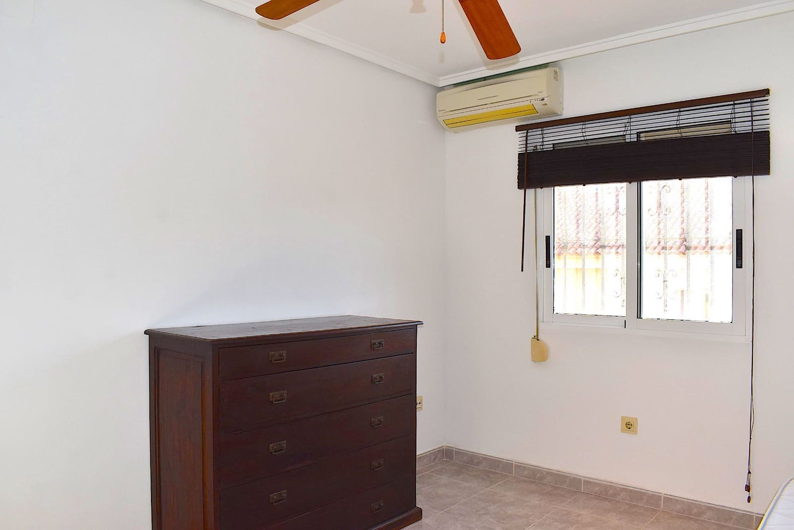 5 camera da letto Villetta Bifamiliare in vendita in Benidorm con piscina garage - 480.000 € (Rif: 9424304)