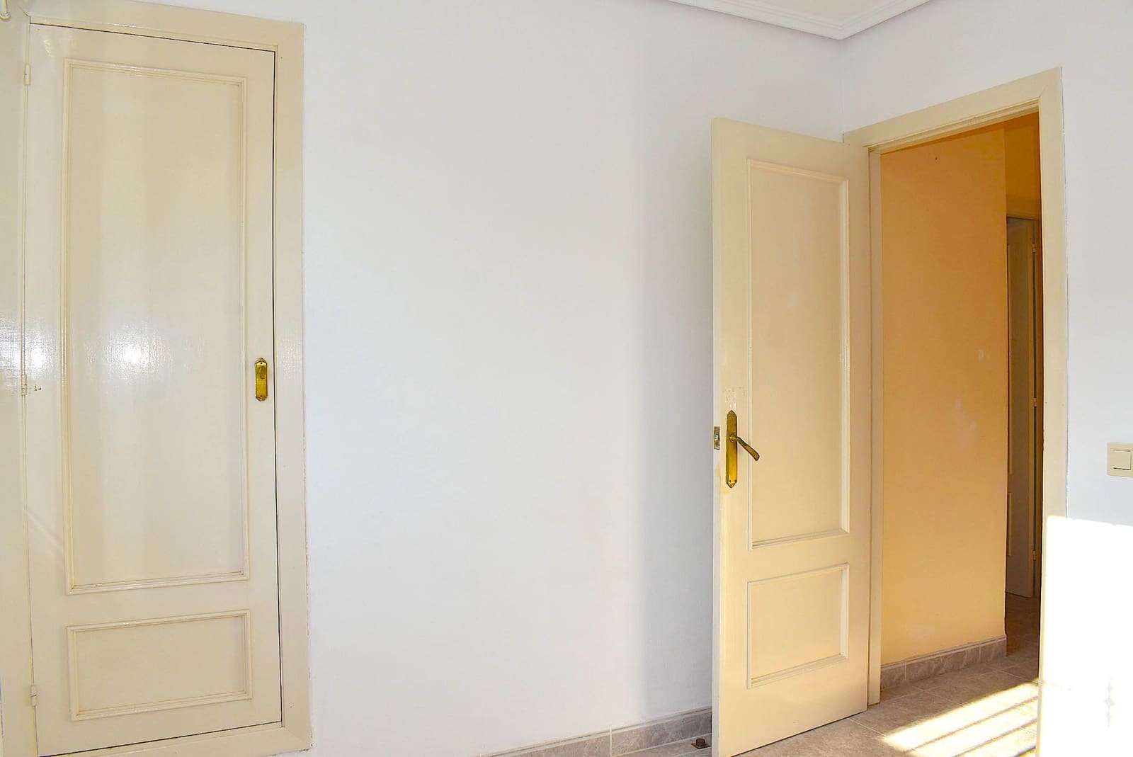 5 camera da letto Villetta Bifamiliare in vendita in Benidorm con piscina garage - 480.000 € (Rif: 9424304)