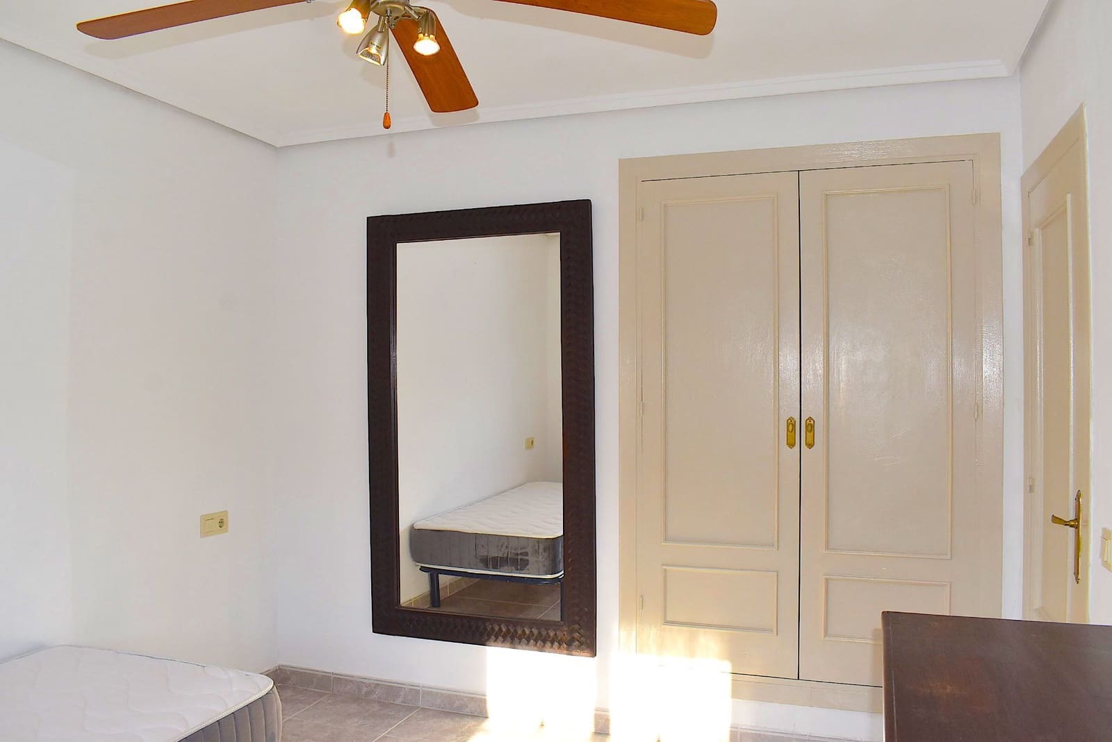 5 camera da letto Villetta Bifamiliare in vendita in Benidorm con piscina garage - 480.000 € (Rif: 9424304)