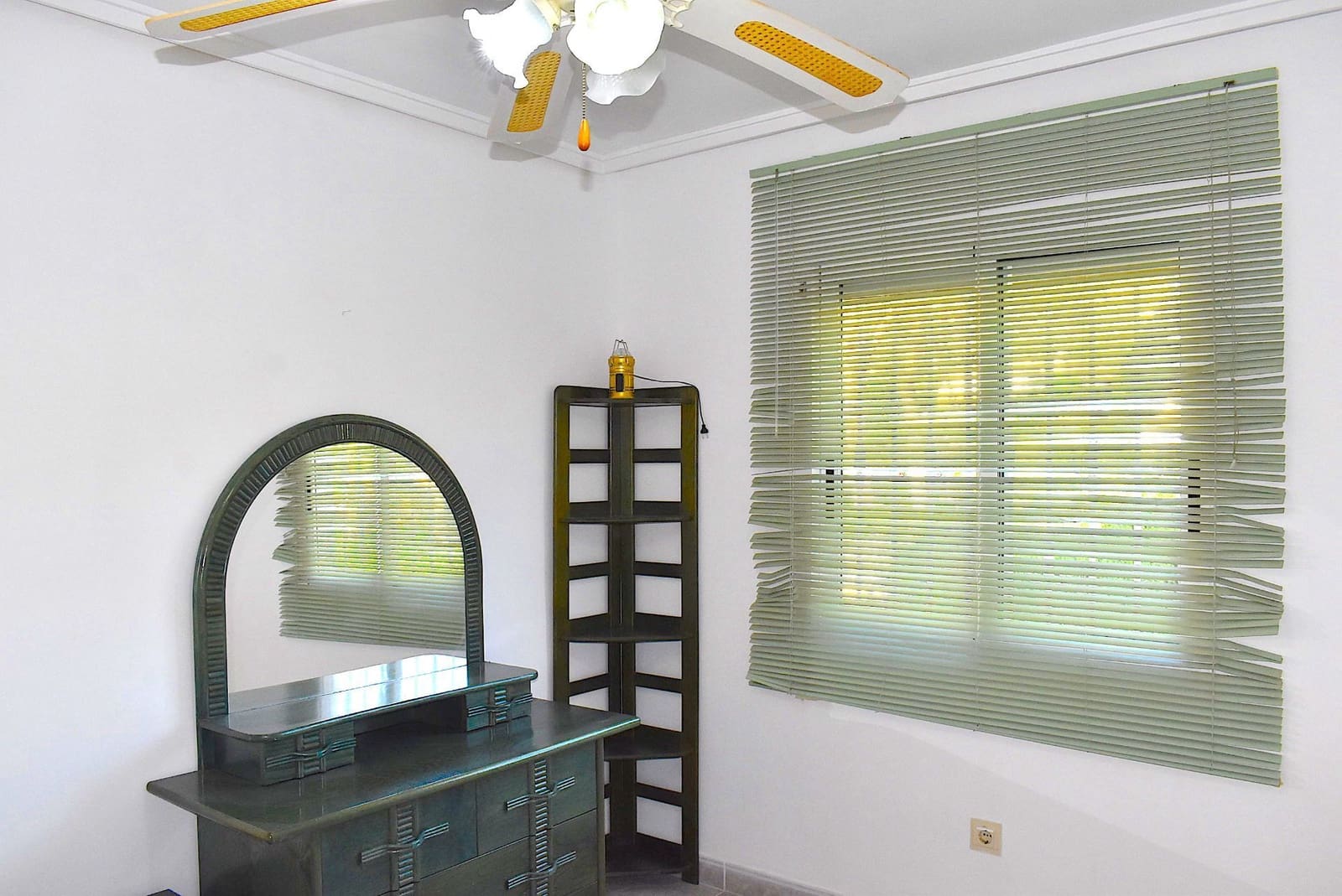 5 camera da letto Villetta Bifamiliare in vendita in Benidorm con piscina garage - 480.000 € (Rif: 9424304)