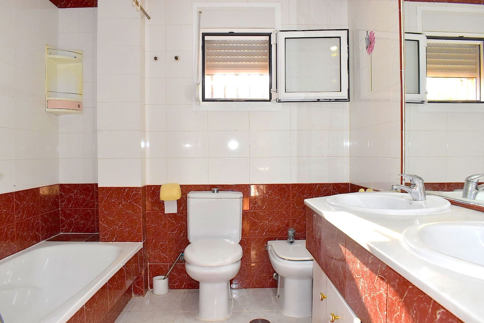 5 camera da letto Villetta Bifamiliare in vendita in Benidorm con piscina garage - 480.000 € (Rif: 9424304)