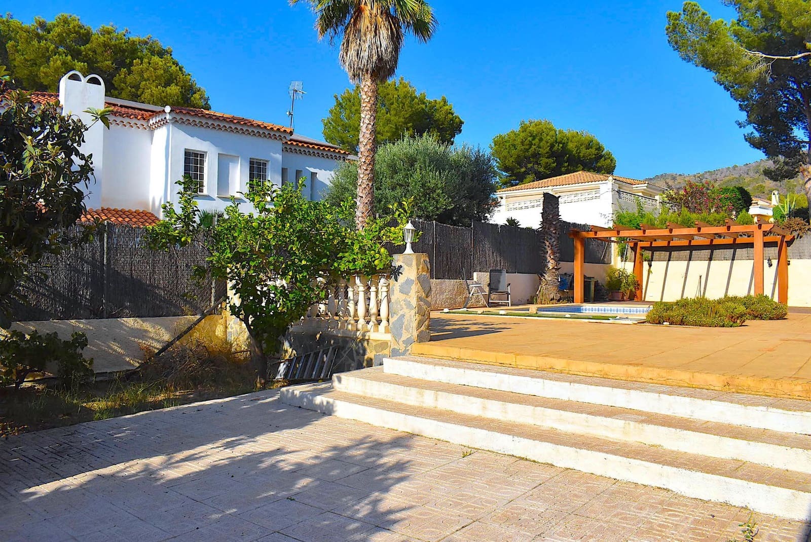 5 camera da letto Villetta Bifamiliare in vendita in Benidorm con piscina garage - 480.000 € (Rif: 9424304)